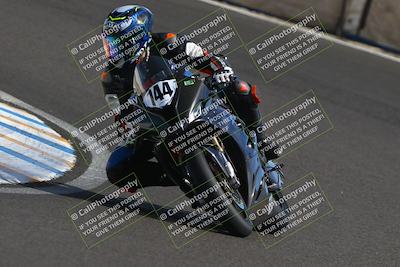 media/Oct-12-2025-CRA (Sun) [[e621380112]]/Races/Race 8/